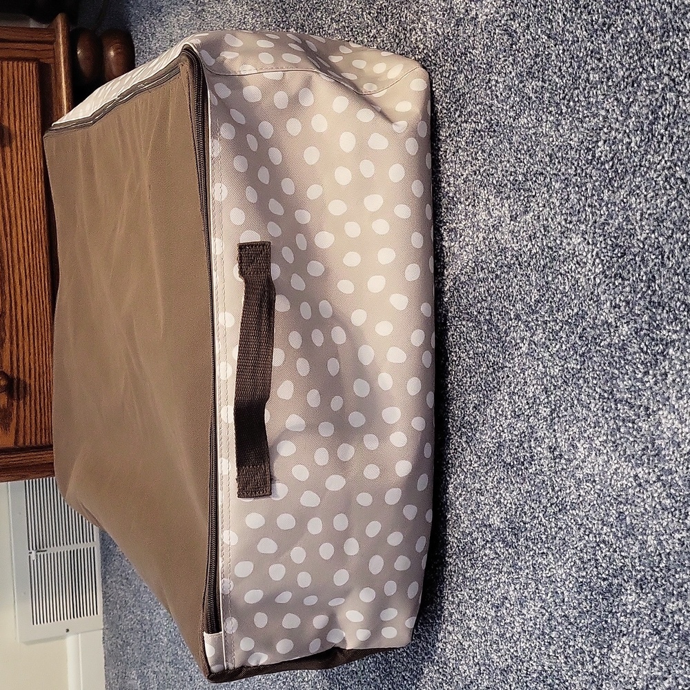 Polka Dot Underbed Storage Bag - Picture 3 of 12